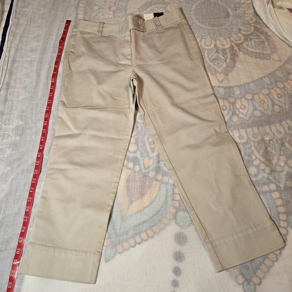 LOFT Marisa Light Khaki Capris Pants, sz 2.  NWT